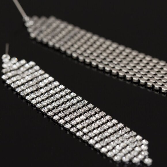 Jewelry earrings drop dangle elegant crystals sparkly sparkle evening fashion - Picture 2 of 2